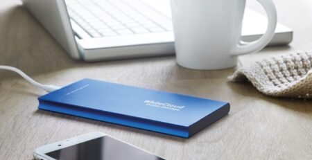 customised power banks for corporate gifts in Dubai
